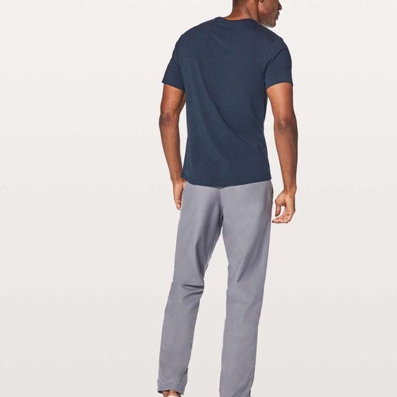 (1786) 🍋 LULULEMON 5 Year Basic V *Updated Fit **LOVED - Picture 3 of 3